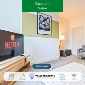 Elegant 3 Bedroom 2 Bathroom House - Sleeps up to 7 - Free Parking, Fast Wifi and Smart TV - Perfect for Contractors and Groups - by Yoko Property